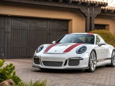 2016 Porsche 911 R in White