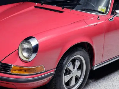 1972 Porsche 911T Targa in Strawberry