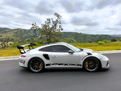 2019 Porsche 911 GT3 RS Weissach in Chalk