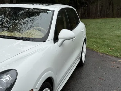 2014 Porsche Cayenne GTS in White