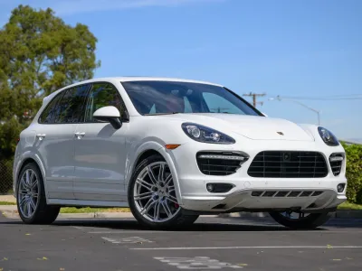2014 Porsche Cayenne Turbo S in White