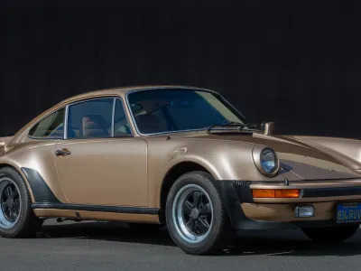 1977 Porsche 911 Turbo in Comet Diamond