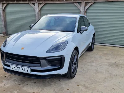 2022 Porsche Macan T in Carrara White Metallic