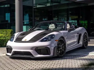 2025 Porsche 718 Spyder RS in Moon Gem