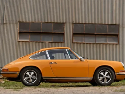 1969 Porsche 911 E in Bahama Yellow