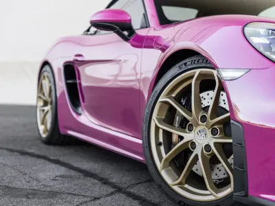 2022 Porsche 718 Spyder in Ruby Star