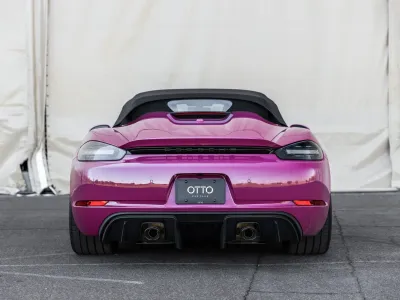 2022 Porsche 718 Spyder in Ruby Star