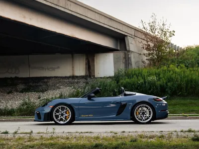 Aetna Blue (aetnablau; non-metallic UNI; Y31) Porsche 718 Spyder RS