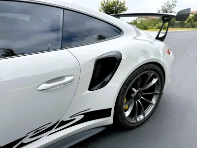 2019 Porsche 911 GT3 RS Weissach in Chalk