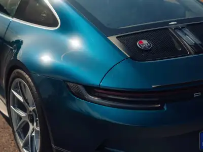 2024 Porsche 911 S/T in Amazonas Green Metallic
