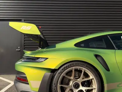 2026 Porsche 911 GT3 RS Weissach in Python Green Chromaflair
