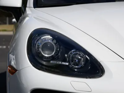 2014 Porsche Cayenne Turbo S in White