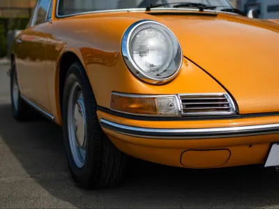 1968 Porsche 911 T 2.0 SWB in Bahama Yellow