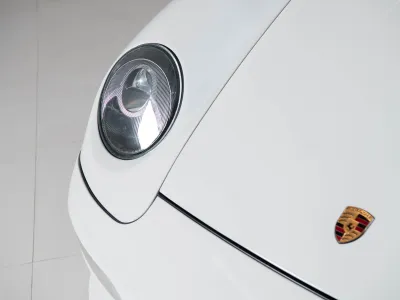 1996 Porsche 911 Carrera RS in Grand Prix White