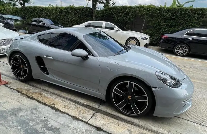 Medium Grey
