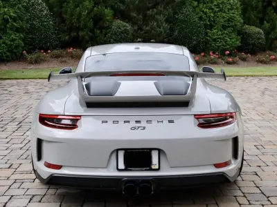 2018 Porsche 911 GT3 in Chalk