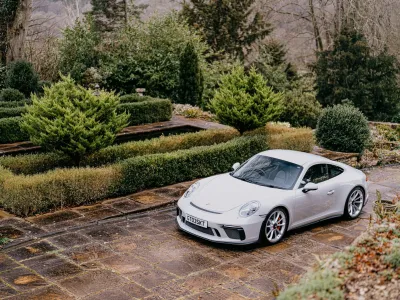 2018 Porsche 911 GT3 Touring in Crayon