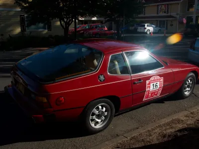 1978 Porsche 924 in Mars Red